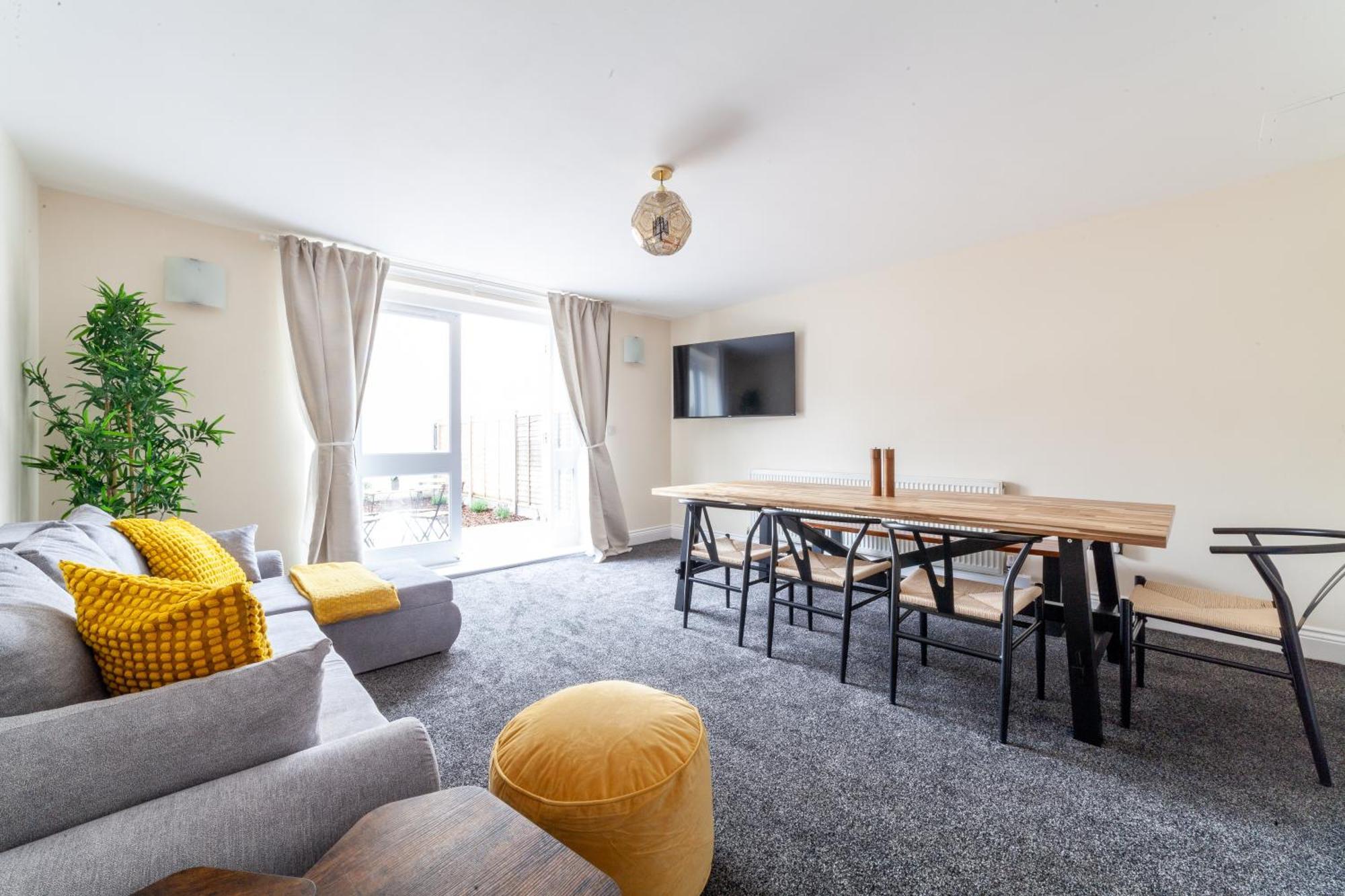 Arte Stays Serviced Houses Stratford - 3 Bedrooms 2 Bathrooms Houses London, Stratford, Maryland, Free Parking, Garden, Weekly Or Monthly Stays - Up To 8 Guests Exteriör bild