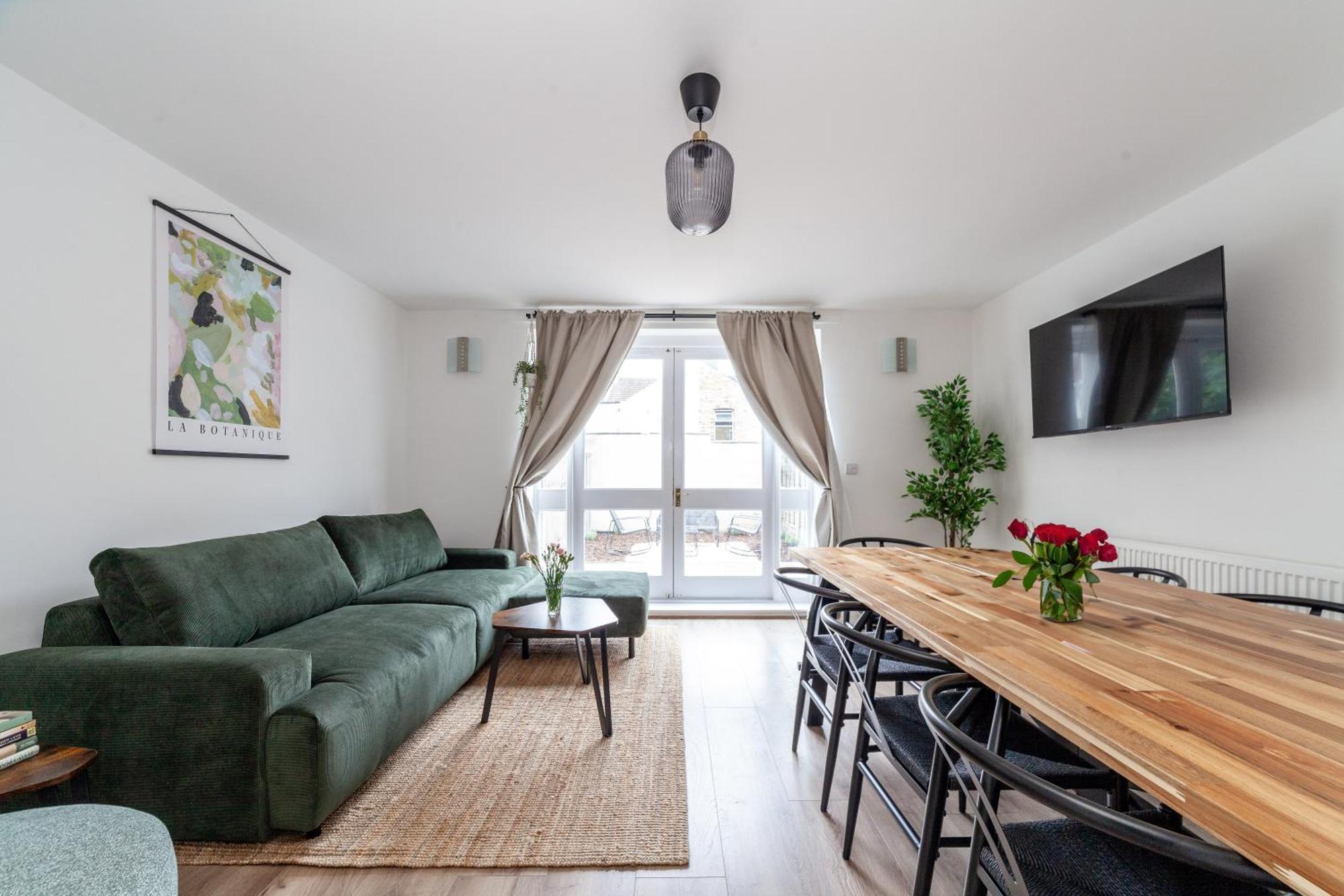 Arte Stays Serviced Houses Stratford - 3 Bedrooms 2 Bathrooms Houses London, Stratford, Maryland, Free Parking, Garden, Weekly Or Monthly Stays - Up To 8 Guests Exteriör bild
