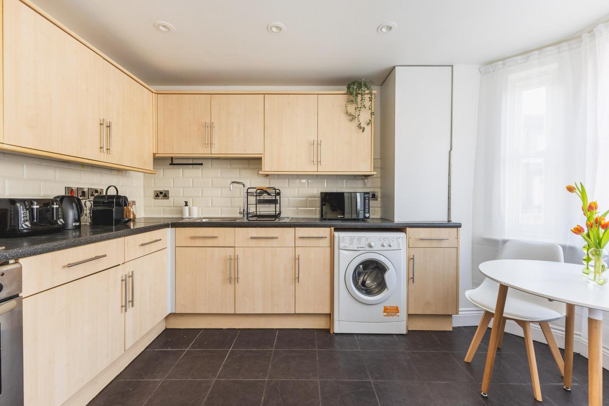 Arte Stays Serviced Houses Stratford - 3 Bedrooms 2 Bathrooms Houses London, Stratford, Maryland, Free Parking, Garden, Weekly Or Monthly Stays - Up To 8 Guests Exteriör bild