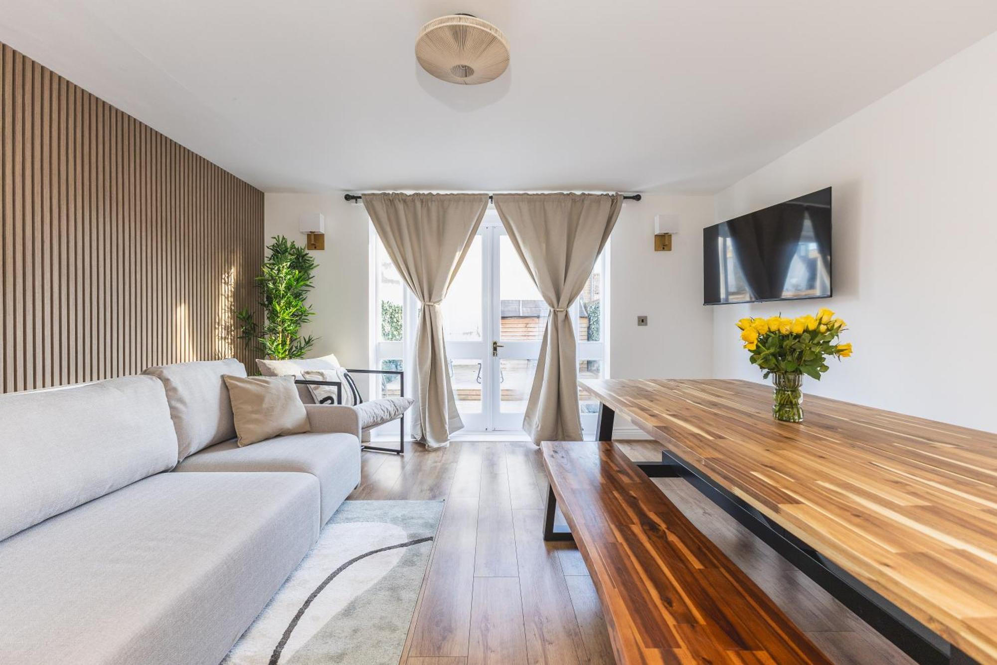 Arte Stays Serviced Houses Stratford - 3 Bedrooms 2 Bathrooms Houses London, Stratford, Maryland, Free Parking, Garden, Weekly Or Monthly Stays - Up To 8 Guests Exteriör bild