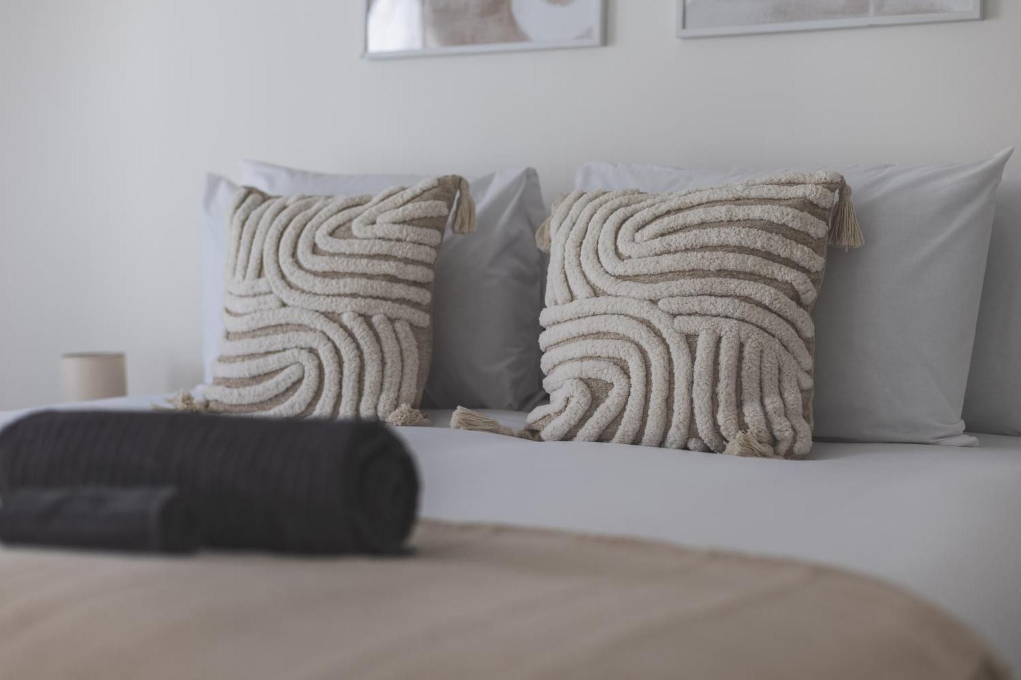 Arte Stays Serviced Houses Stratford - 3 Bedrooms 2 Bathrooms Houses London, Stratford, Maryland, Free Parking, Garden, Weekly Or Monthly Stays - Up To 8 Guests Exteriör bild