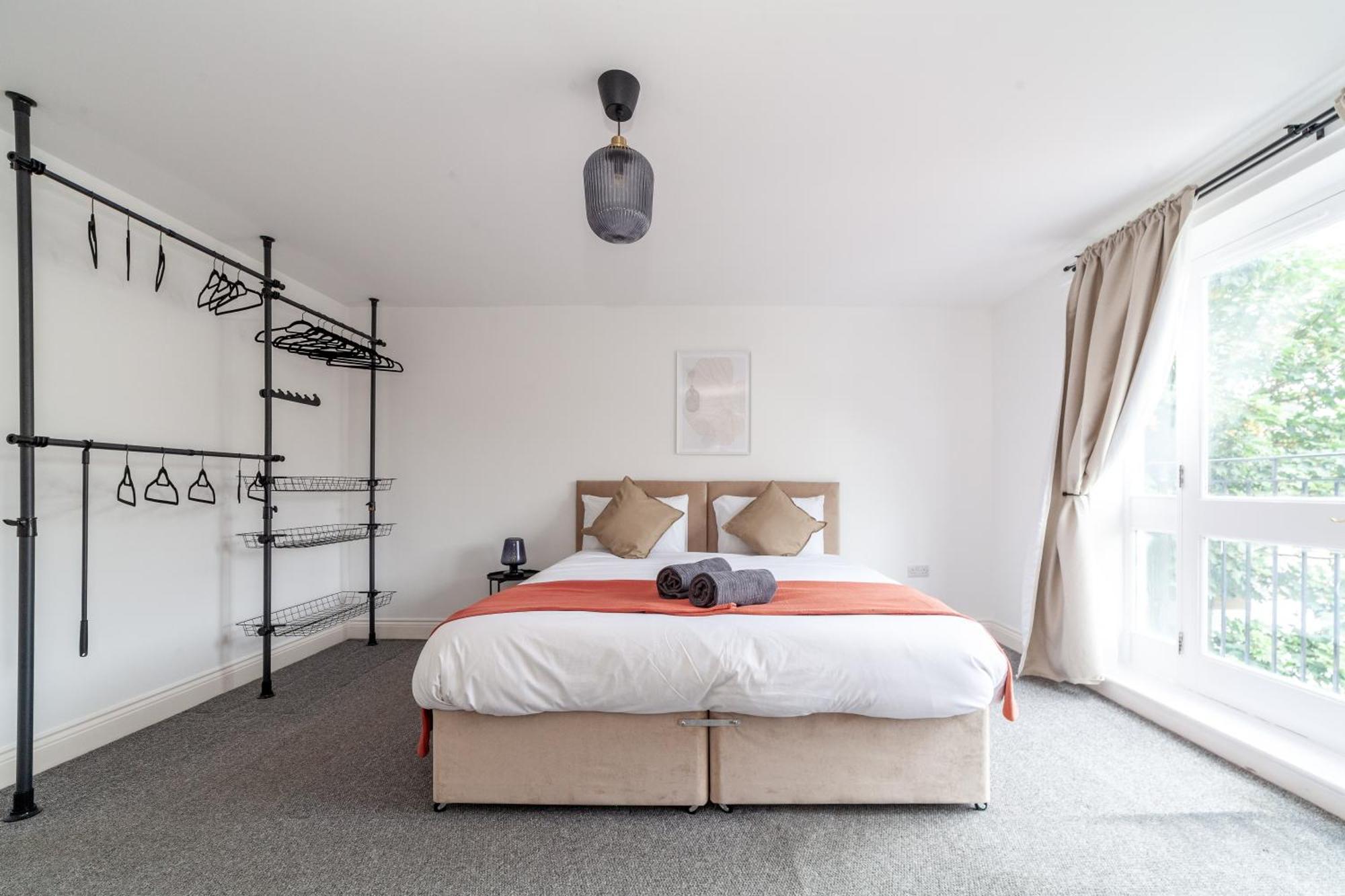 Arte Stays Serviced Houses Stratford - 3 Bedrooms 2 Bathrooms Houses London, Stratford, Maryland, Free Parking, Garden, Weekly Or Monthly Stays - Up To 8 Guests Exteriör bild